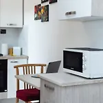 Lägenhet Bgy Airport 10min Casa Moderna Con Ampio Balcone *